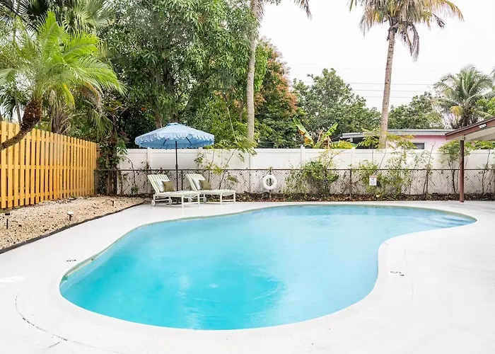 Central 3Bd Wpool And Covered Patio 10 Min To Fll