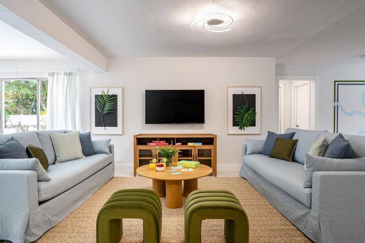 3bd Wpool And Covered Patio 10 Min To Fll Apartment *