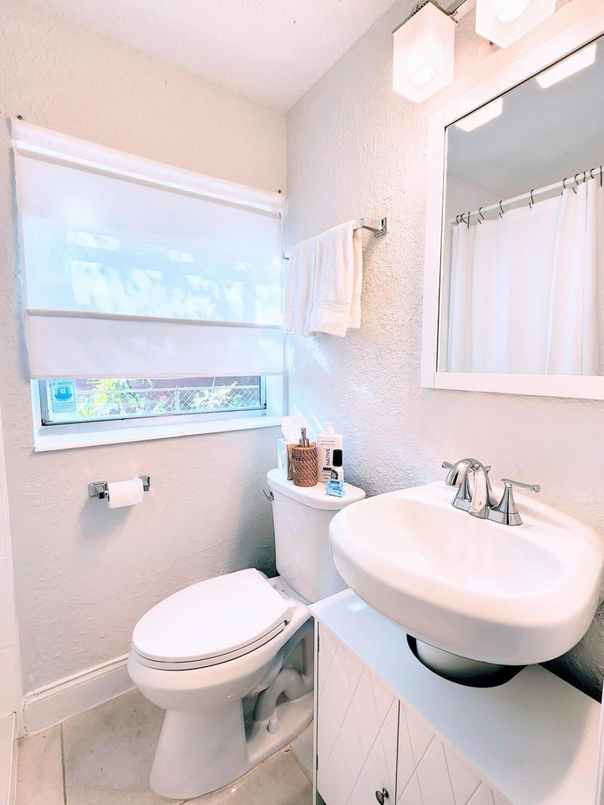 3bd Wpool And Covered Patio 10 Min To Fll *